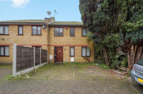 Hububb Luxury Stepney Green